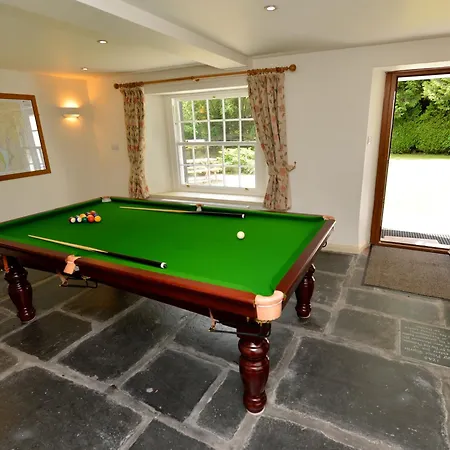 Riverside 度假居 *